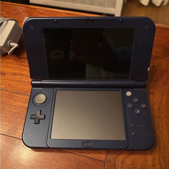 Nintendo 3DS XL Galaxy Edition Handheld System Console - Picture 5 of 10